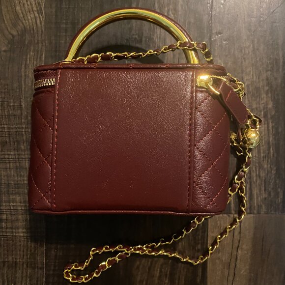 New Mini Burgundy Quilted Box Bag – Purse Handbag w/Gold Zipper & Accents - Picture 5 of 10
